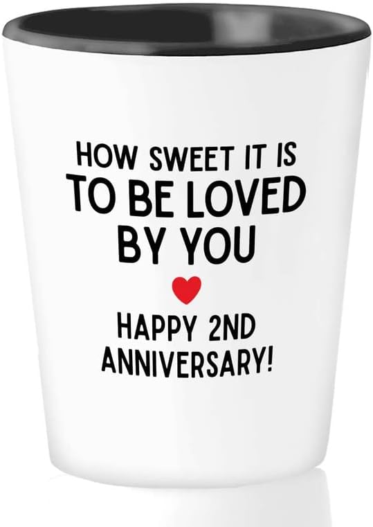 Flairy Land Wedding Anniversary Shot Glass 1.5 oz-personalizovano Kako slatko 2nd-zaručnički pokloni za prijatelje