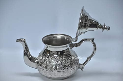 Marokanski jednokrevetni čajnik za rukovanje mesinganim srebrnim rukom isklesanim u FES Maroko