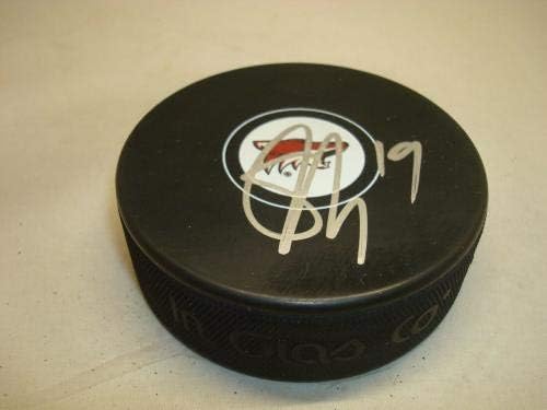 Shane Doan potpisao Arizona Coyotes hokejaški pak s potpisom 1D-autogramom NHL Pak