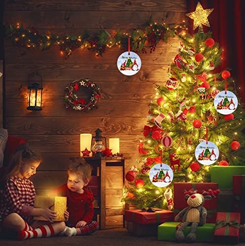 2021 Sretan Božić Ornament Patuljci Božić drvo keramički Ornament 3 inčni okrugli Porculanski Ornament za Božić drvo viseća uspomena za bebu mama tata par porodični prijatelji godišnjica braka Nova Godina poklon