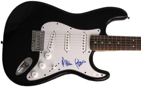 Melissa Etheridge potpisan autogram pune veličine Black Fender Stratocaster Električna gitara W / James Spence JSA Autentifikacija - Hrabri i ludi, nikad, da, vaš mali tajna, slom, koža, sretan, najveći hitovi: Put manje putovanja, buđenje, buđenje, buđenje, Novo iako za Božić, neustrašiv