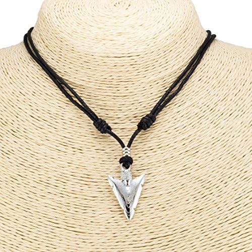 Bluerica Arrowhead privjesak na podesivoj ogrlici od crnog užeta