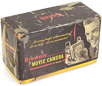 Vintage filmska kamera 8mm u kutiji