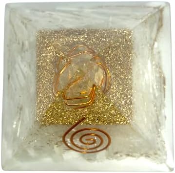 Duhovni elementi Reiki Napunjena selenite orgone piramida sa čistom kristalnom draguljenim bakrenim metalom