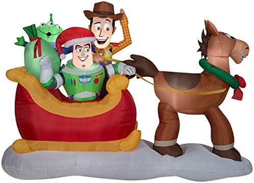Gemmy 8 ' Airblown - priča o igračkama sa sankama Disney Božićna scena na naduvavanje