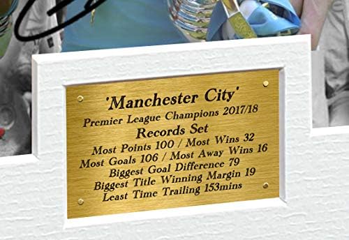 2017/18 proslava šampiona Premijer lige 12x8 A4 potpisan Manchester City Pep Guardiola-Kevin